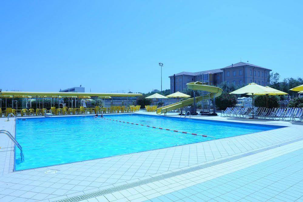 Hotel In Cesenatico Exterior foto